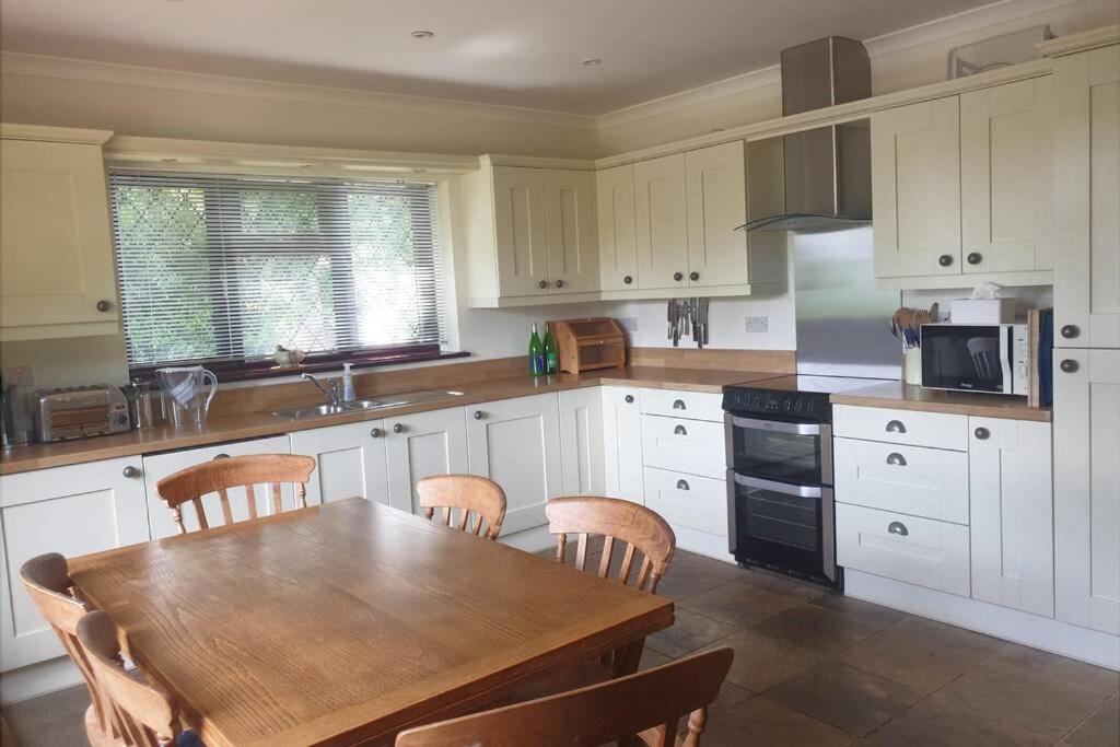 Ashwood Holiday Cottage. Ashford  Exterior photo